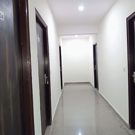 Hotel Krishna Tower Δελχί Εξωτερικό φωτογραφία